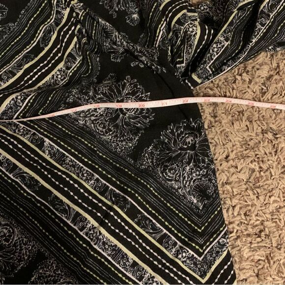 Free People Walking on a Dream Oversized Tunic w/ Cutout neck size XS - Picture 4 of 8